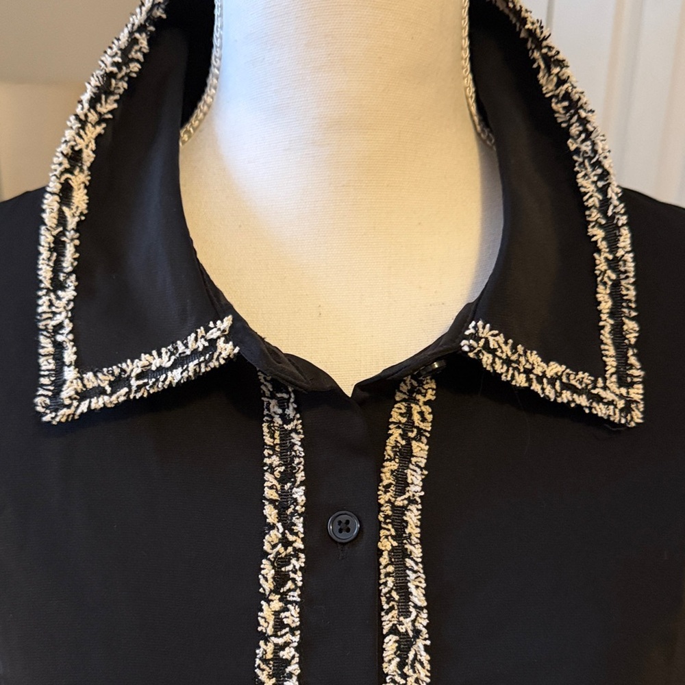 Adrianna Papell Women's Black Silky Top w/ Brocade Trim On Collar/Cuffs L NWT ❤️ - Picture 2 of 12